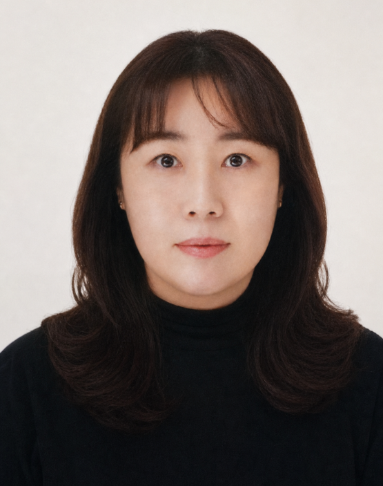 Mrs Lee Hyun Jung